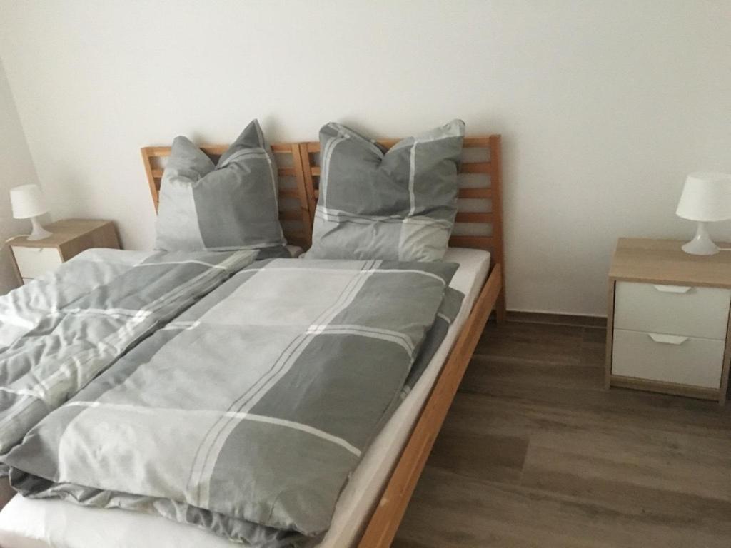 Weiherhausstraße 6 Apartment *