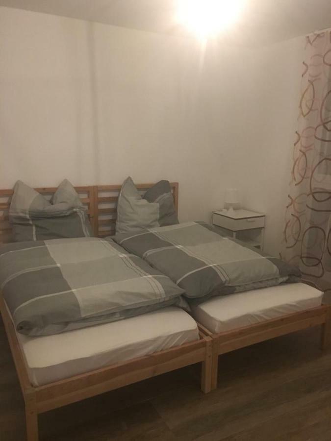 Weiherhausstraße 6 Apartment